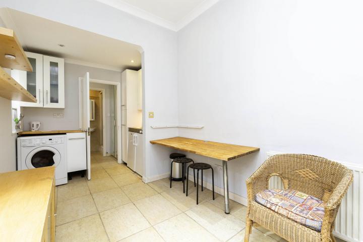 Modern and Central Apartment Iverson Road, West Hampstead